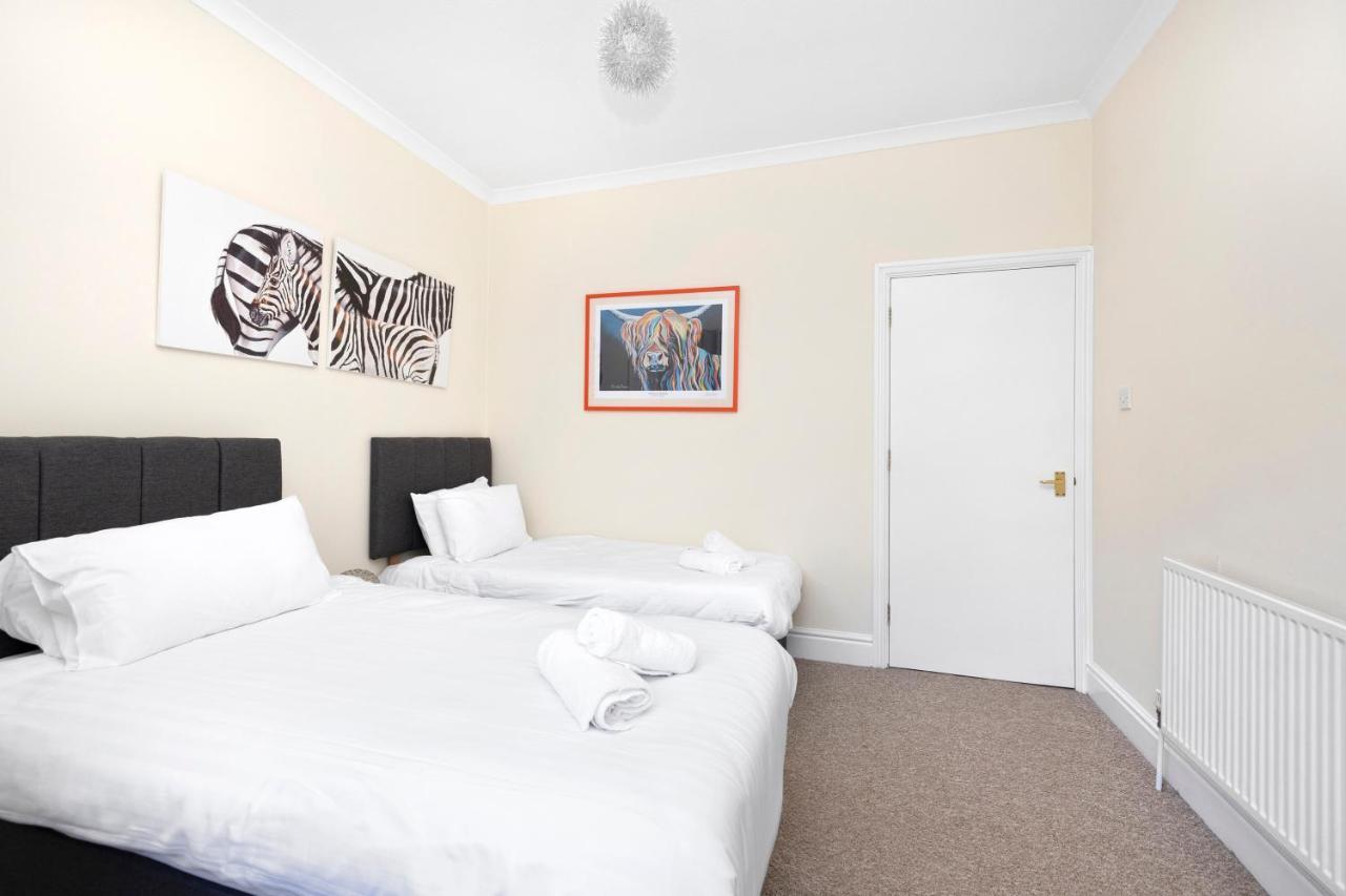 Joivy Modern Flat On Rose Street Apartment Единбург Екстериор снимка