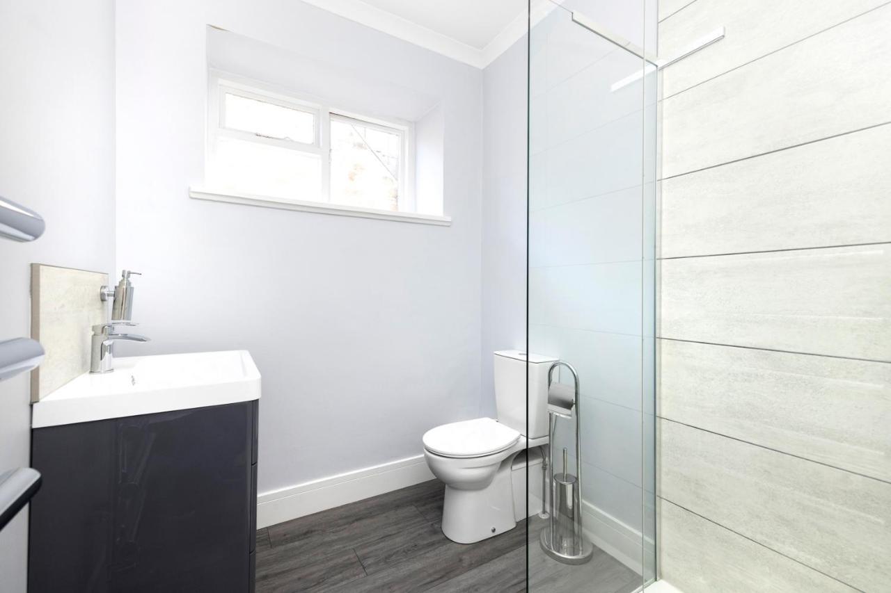 Joivy Modern Flat On Rose Street Apartment Единбург Екстериор снимка